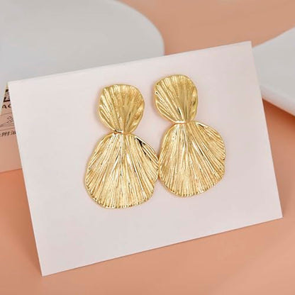 Large Geometric Drop Dangle Earrings for Women Pearl Teardrop Disc Rectangle Oval Fishtail Shell Shaped Textured Dangle Studs Earrings for Women - color: Gold-Shell B