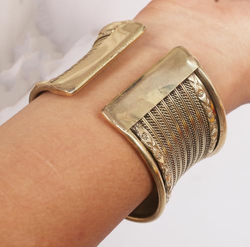 Touchstone Indian Bollywood Desire Brass Base Exotic Workmanship Free Size Cuff Bracelet in Antique Gold Or White Or Copper Tone for Women. - style: D061 Antique Gold 6