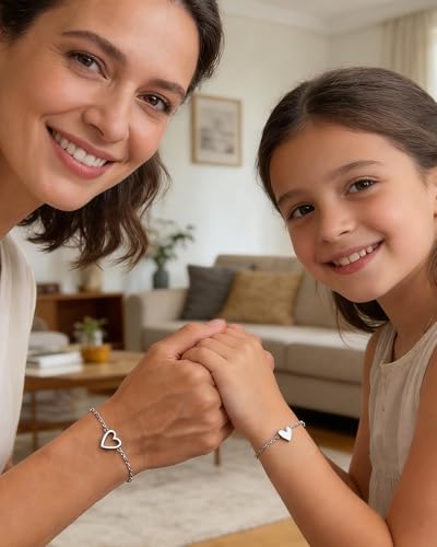 Matching Heart Bracelets for Mommy and Me Adjustable Hearts Charm Chain Bracelet Matching Mother Daughter Bracelets Set for 2 Birthday Mothers Day Gifts - color: A1:silver heart bracelets