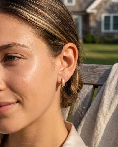 MUMREUES Gold Earrings for Women Trendy 14K Gold Plated Hoop Earrings Small Hoop Huggie Earrings Cubic zirconia Cute Simple Minimalist Dainty Hypoallergenic Jewelry Gifts for Her