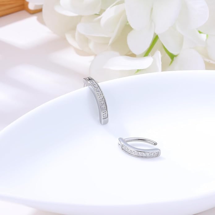 Clicker Belly Button Ring Hoop Belly Button Ring 14G Navel Ring | Surgical stainless steel hinged belly button ring for belly button piercing, navel body jewelry for women and men - color: CZ Silver