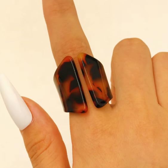 XAM Acrylic Tortoiseshell Pattern Rings - Geometric Irregular Caramel Color Open-Back Statement Elegant Jewelry - color: C