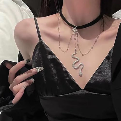 Snake Thigh Chain for Women, Medusa Serpent Garter Leg Jewelry, Gothic Leg Accessories for Halloween Costume, Festival Fashion - style: A Gold Snake Thigh Chain