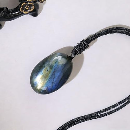 Anjiucc Natural Gemstone Tree of Life Black Obsidian/Golden Obsidian Pendant Necklace for Male and Female Necklace - color: Labradorite