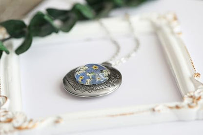 Handmade Oval Shaped Photo Locket with dried Pressed Flowers Locket pendant Necklace - style: Blue ForgetMeNot-Silver