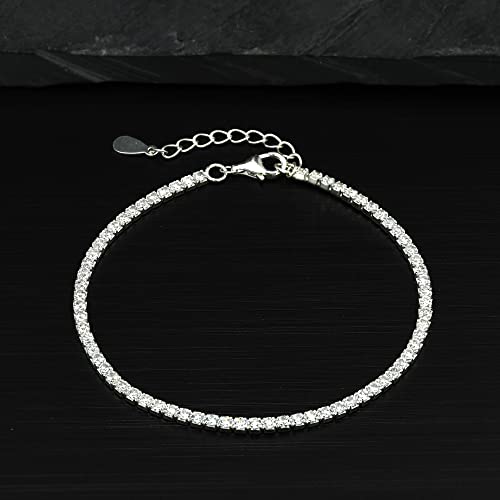 AeraVida Square White Cubic Zirconia Center .925 Sterling Silver Bracelet | Classic Minimalist Style | Jewelry Gifts for Women | Sterling Silver Bangle Bracelet