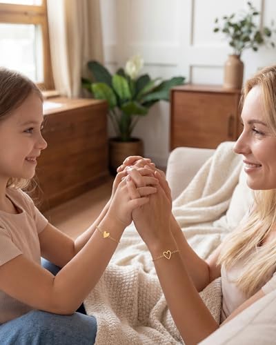 Matching Heart Bracelets for Mommy and Me Adjustable Hearts Charm Chain Bracelet Matching Mother Daughter Bracelets Set for 2 Birthday Mothers Day Gifts - color: A2:gold heart bracelets