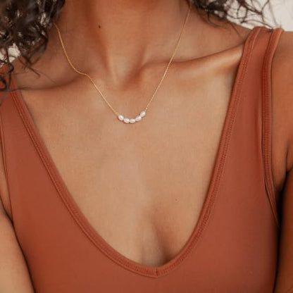 Amicon Pearl Necklaces for Women – 14K Gold Plated Freshwater Pearl Dainty Choker Hypoallergenic Pearl Necklace Wedding Birthday Gift for Women - style: Pearl Pendant-01-GD