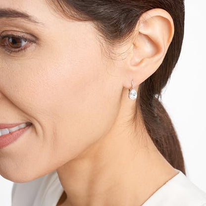 Amazon Essentials Sterling Silver or Gold Plated Sterling Silver Pear Cut Cubic Zirconia Leverback Earrings - color: Platinum