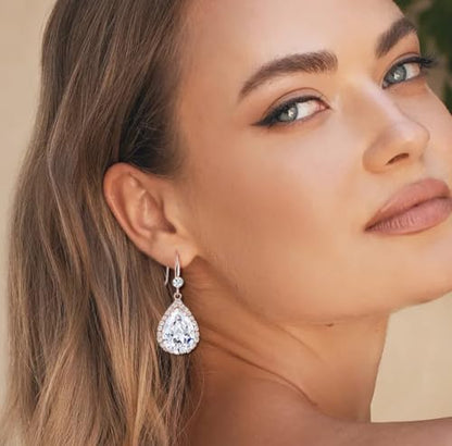 Crystal Drop Earrings for Women Cubic Zirconia Teardrop Earrings Sparkling Rhinestone Dangle Earring - color: Gold White