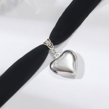 Puffy Heart Necklace for Women Crystal Heart Chunky Necklace Pendant Black Velvet Choker Necklace Christmas Jewelry Gift - color: Silver