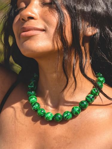 Chunky Beaded Necklaces for Women Statement Necklace | Bold Chunky Choker, Large Resin Beads, Adjustable Necklace, Boho Trendy Summer Beach Holiday Jewelry - color: Green-02