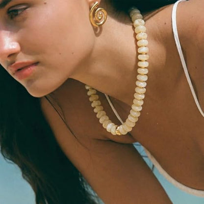 Beaded necklace for Women Boho Bead Gemstone Chunky Necklace Big Bead Necklace Fashion Trendy Summer Necklaces Jewelry Gifts - color: White&GD Beaded