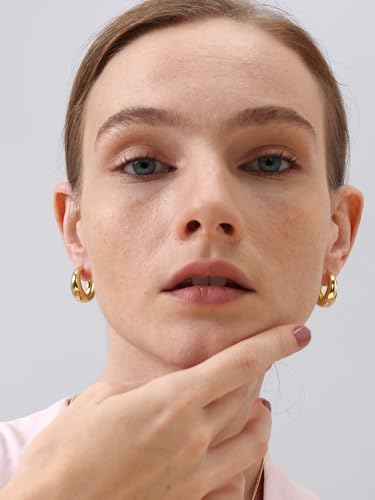 FRUMOS 18K Gold Plated Chunky Hoop Earrings for Women Fashion Thick Gold Hoops Set Jewelry for Birthday Christmas Gifts - color: Greer Gold