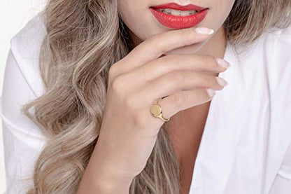 Elegant Jewel Box Women Oval signet ring in solid Gold 9k, 14k, & 18k, Personalized gold chevalier ring, Custom Initial engraved, Personalized jewelry for Birthday, RN377