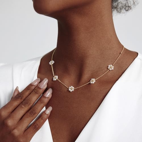 Zeffy Pearl Necklace 4MM/6MM/8MM Dainty Round Imitation Pearl Choker Necklace Wedding Pearl Necklace Delicate Jewelry for Women Simple Bridesmaid Jewelry Gifts - style: Gold Pearl Daisy Necklace(15"+2")