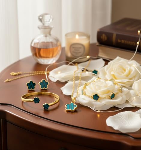Clover Jewelry Set for Women Non Tarnish Gold-Tone Five Leaf Clover Necklace, Earrings, Ring, Bracelet Fashion Simple Floral Jewelry Set - color: Green