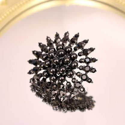 Elegant Big Crystal Ring for Women Gold Stacking Pearl Rhinestone Flower Rings Open Finger Adjustable Crystal Statement Ring Jewelry for Bridal Wedding - color: Crystal 2-black