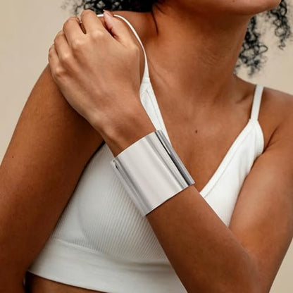 4Pcs Chunky Gold Cuff Bracelects for Women Gold Bangles Irregular Minimalist Statement Bangle Bracelets Set Open Wide Bangle Upper Arm Cuff Jewelry - color: Silver-B