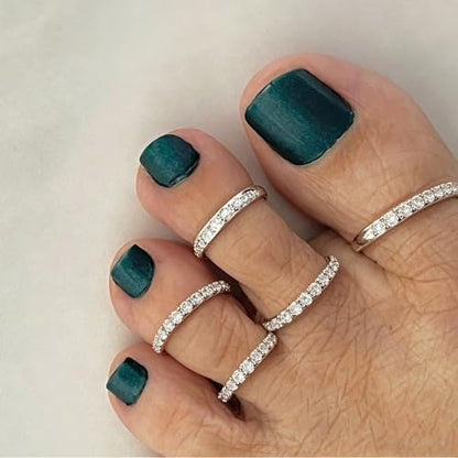 12Pcs Toe Rings for Women Non Tarnish Rhinestones Toe Rings Set Adjustable Stackable Summer Beach Foot Jewelry - color: Colorful