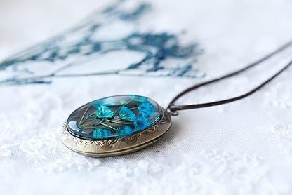 Handmade Oval Shaped Photo Locket with dried Pressed Flowers Locket pendant Necklace - style: Blue Baby's Breath