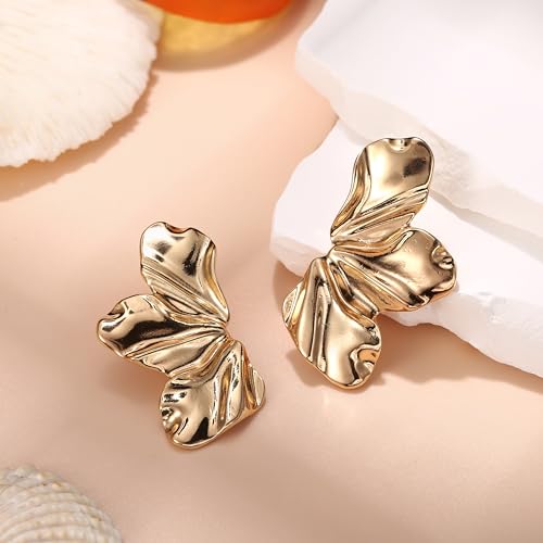 Gold Clip On Earrings for Women Trendy Non Piercing Flower Dangle Earrings Floral Earring 14K Gold Plated Lightweight Earrings for Non-Pierced Ears Fake Earrings Set - style: Gold Tone Flower