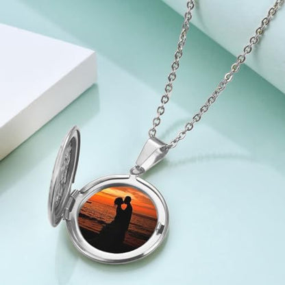 2 Pcs Locket Necklace that Holds Pictures Stainless Steel Locket Pendant Necklace Image Chain Necklaces for Women - color: Round