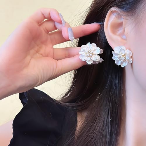 Clip-On Earrings for Womem Flower Faux Pearl Non Piercing Earrings Jewelry - color: Camellia B