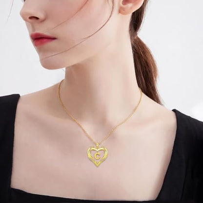 Midari 18K Gold Initial Letter Necklace for Women 18K Gold Initial Heart Capital Monogram Necklace for Mom Wife Alphabets from A-Z - color: C