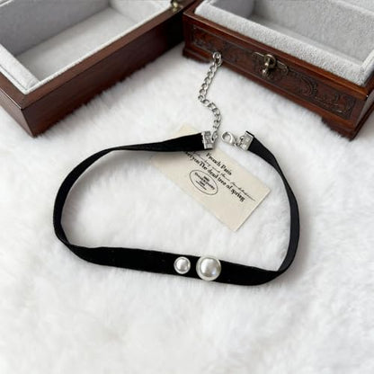 Bow Necklace for Women Dainty Velvet Ribbon Choker Necklaces Red Black Bow Choker Pearl Bell Heart Pendant Necklace Winter Holiday Necklace Cute Bow Knot Necklace for Christmas New Year Gifts - color: Black choker