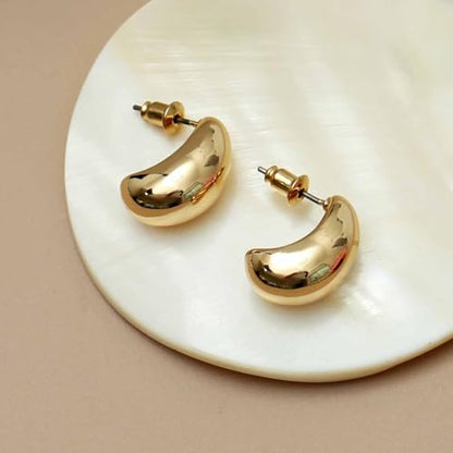Small Chunky Gold Hoop Earrings For Women, 14k Gold Thick statement huggie hoop earrings Trendy Hoop Earrings Set Hypoallergenic Fashion Earrings - color: Gold -Bean