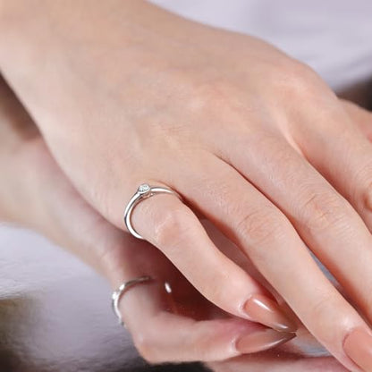 0.1CT Moissanite Toe Ring for Women - 925 Sterling Silver Moissanit Jewelry | Adjustable Bezel Set Solitaire Toe Ring D Color VVS1 Summer Beach Open Toe Rings Foot Jewelry