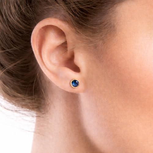Bolenvi Birthstone Crystal Stud Earrings, 925 Sterling Silver Back Posts, Small Stud Earrings for Women and Men - color: Emerald May Birthstone