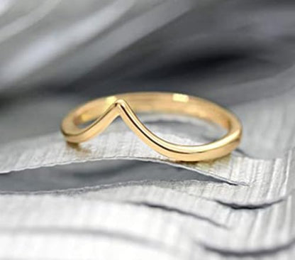 CCBFY Stainless Steel V Shaped Wedding Band Engagement Promise Ring for Women Pointed Chevron Classical Simple Plain Statement Ring - color: Gold