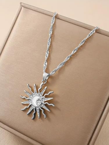 Gold Sun Pendant Necklace with Rhinestone Accent, Elegant and Fashionable, Perfect for Daily Wear & Special Occasions - color: Silver/Water Wave Chain