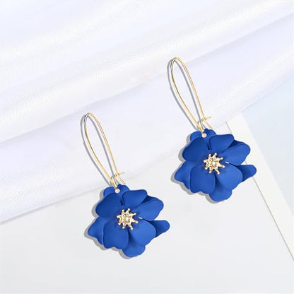 WCRAZYE Bohemian Daisy Flower Earrings Necklace Sets for Women Unique Trendy Boho Matte 3D Gold Flower Floral Petal Statement Earring Wedding Jewelry - color: Blue