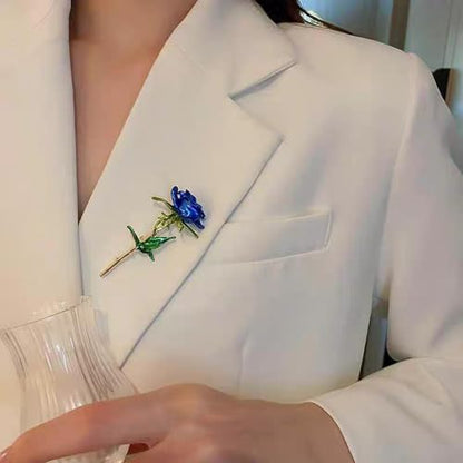 Enamel Rose Flower Brooch Pin for Women Girls Men Alloy Fashion Gold Green Leaf Blossom Brooches Lapel Pins Dainty Dress Accessories Jewelry Boutonniere Corsage for Hat Bag Suit Tie Wedding Birthday Anniversary Father(Blue)