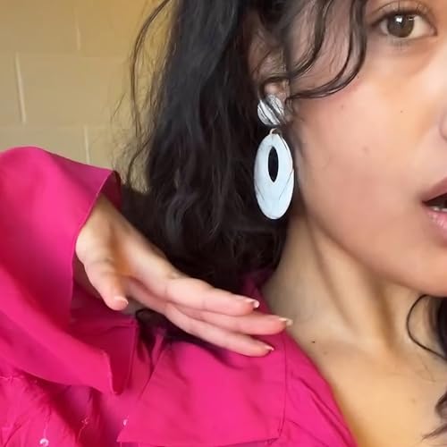 White Circle Hoop Earrings for Women, Resin Minimalist Boho Earrings, Unique Retro 70s Inspired Round Earrings for Parties, Daily Wear