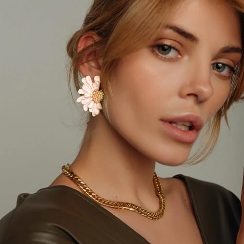 Gold Clip On Earrings for Women Trendy Non Piercing Flower Dangle Earrings Floral Earring 14K Gold Plated Lightweight Earrings for Non-Pierced Ears Fake Earrings Set - style: Daisy Flower