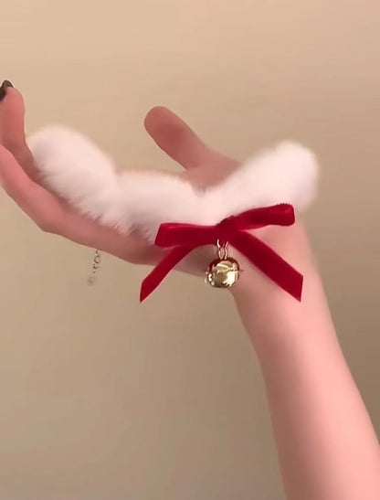 CJIAYUJEW Red Bow Velvet Choker Necklace Sexy Faux Fur Collar Bowtie Long Wrap Rope Neck Chain with Gold Pendant Bell Party Neck Accessories for Women - color: D