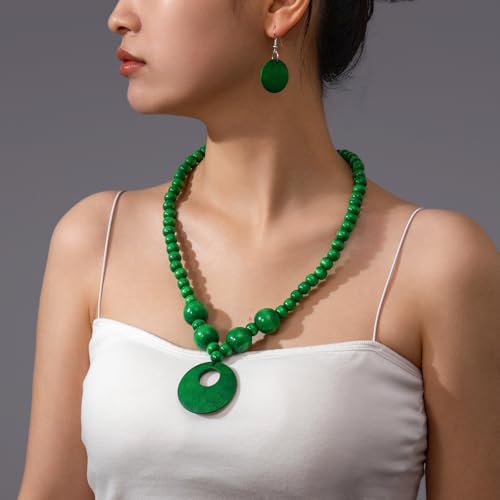 Soyzvteo Boho Wooden Beaded Necklace Earring Set Chunky Statement Costume Jewelry Retro Ethnic Accessories for Women - color: Green