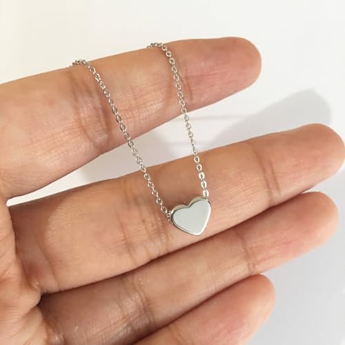 BAYLAY Heart Necklace for Women Girls, 18K Gold Plated Heart Pendant Charm Necklace Dainty Gold Necklace for Women Gold Jewelry Gifts for Mom Grandma Wife - color: Silver, style: Silver - Cute Heart