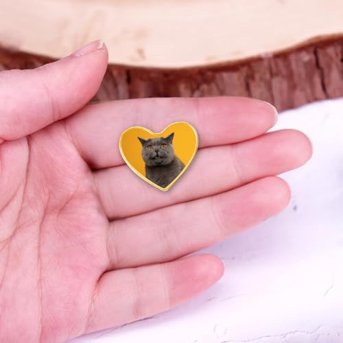Custom Pins with Logo - Customized Buttons for men Women Customized pin - color: Heart and Gold