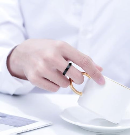 VQYSKO Hammered Tungsten Carbide Wedding Band Ring for Men Women - color: Black 4mm