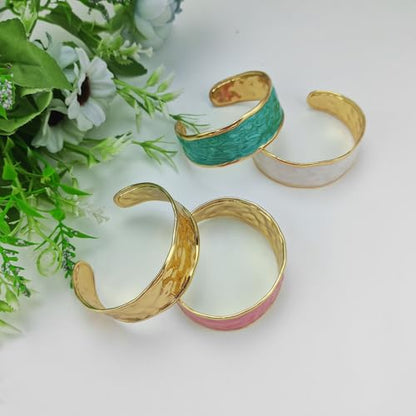 YBMYCM Chunky Shell Cuff Bracelet for Women, Hammered Boho Open Bangle | Adjustable Irregular Wide Bracelets Jewelry Gifts for Women, Perfect for Daily Wear - color: C-Gold