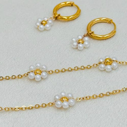 Daisy Pearl Jewelry Set for Women, 14K Gold Plated Stainless Steel Necklace Bracelet Earring 3 Piece Set, Dainty Pearl Choker Flower Necklace Birthday Gift for Her - color: Gold Pearl White