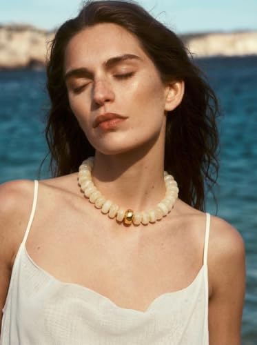 Chunky Beaded Necklace for Women Boho Statement Bead Necklace Adjustable Choker with Polished Disc/Square Beads Trendy Summer Beach Jewelry Gifts - color: Beige
