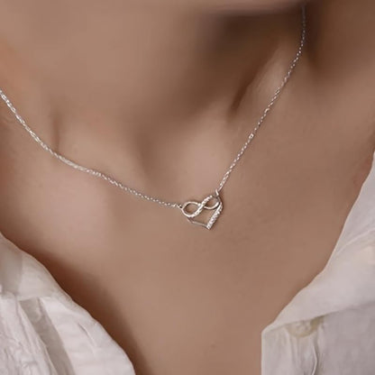 Simple Micro Inlay Zirconia Infinite Heart-shaped Pendant Necklace for Women Parties Daily Wedding Exquisite Jewelry - color: silvery