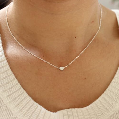 BAYLAY Heart Necklace for Women Girls, 18K Gold Plated Heart Pendant Charm Necklace Dainty Gold Necklace for Women Gold Jewelry Gifts for Mom Grandma Wife - color: Silver, style: Silver - Cute Heart