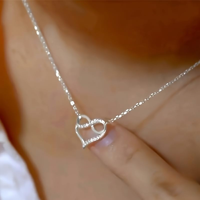 Simple Micro Inlay Zirconia Infinite Heart-shaped Pendant Necklace for Women Parties Daily Wedding Exquisite Jewelry - color: silvery